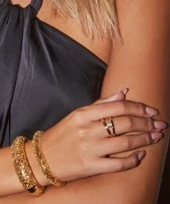 Kendra Scott Abbie Bangle Bracelet In Gold -Earrings Bracelets Elegant Shop Kendra Scott Abbie Bangle Bracelet Gold 00