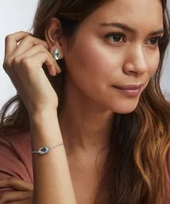 Kendra Scott Elaina Silver Adjustable Chain Bracelet In Dichroic Glass -Earrings Bracelets Elegant Shop Kendra Scott Elaina Chain Bracelet Rhodium Dichroic Glass 01