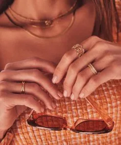 Kendra Scott Fallyn Band Ring In Gold -Earrings Bracelets Elegant Shop Kendra Scott Fallon Band Ring Gold 00