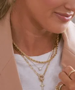 Kendra Scott Olivia Cross Chain Convertible Necklace In Gold 9 Kendra Scott Olivia Cross Chain Convertible Necklace In Gold -Earrings Bracelets Elegant Shop Kendra Scott Olivia Cross Chain Pendant Gold 02