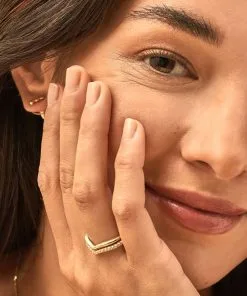 Kendra Scott Wishbone Gold Ring Set In White Crystal -Earrings Bracelets Elegant Shop Kendra Scott Wishbone Ring Set White Crystal Gold 00