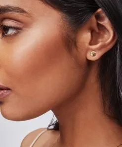 Kendra Scott Shell Single Stud Earring In 18k Yellow Gold Vermeil 7 Kendra Scott Shell Single Stud Earring In 18k Yellow Gold Vermeil -Earrings Bracelets Elegant Shop kendra scott shell single stud earring 18k gold vermeil